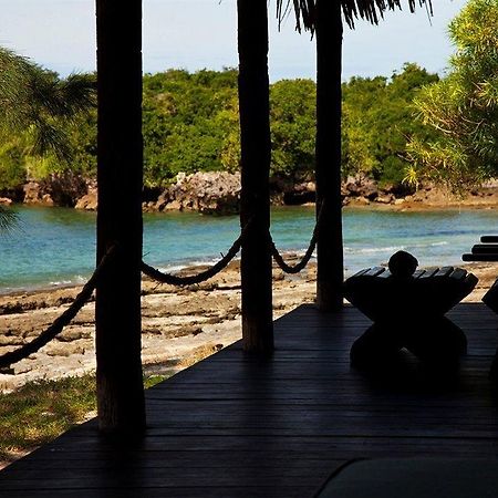 Azura Quilalea Island Hotell Eksteriør bilde
