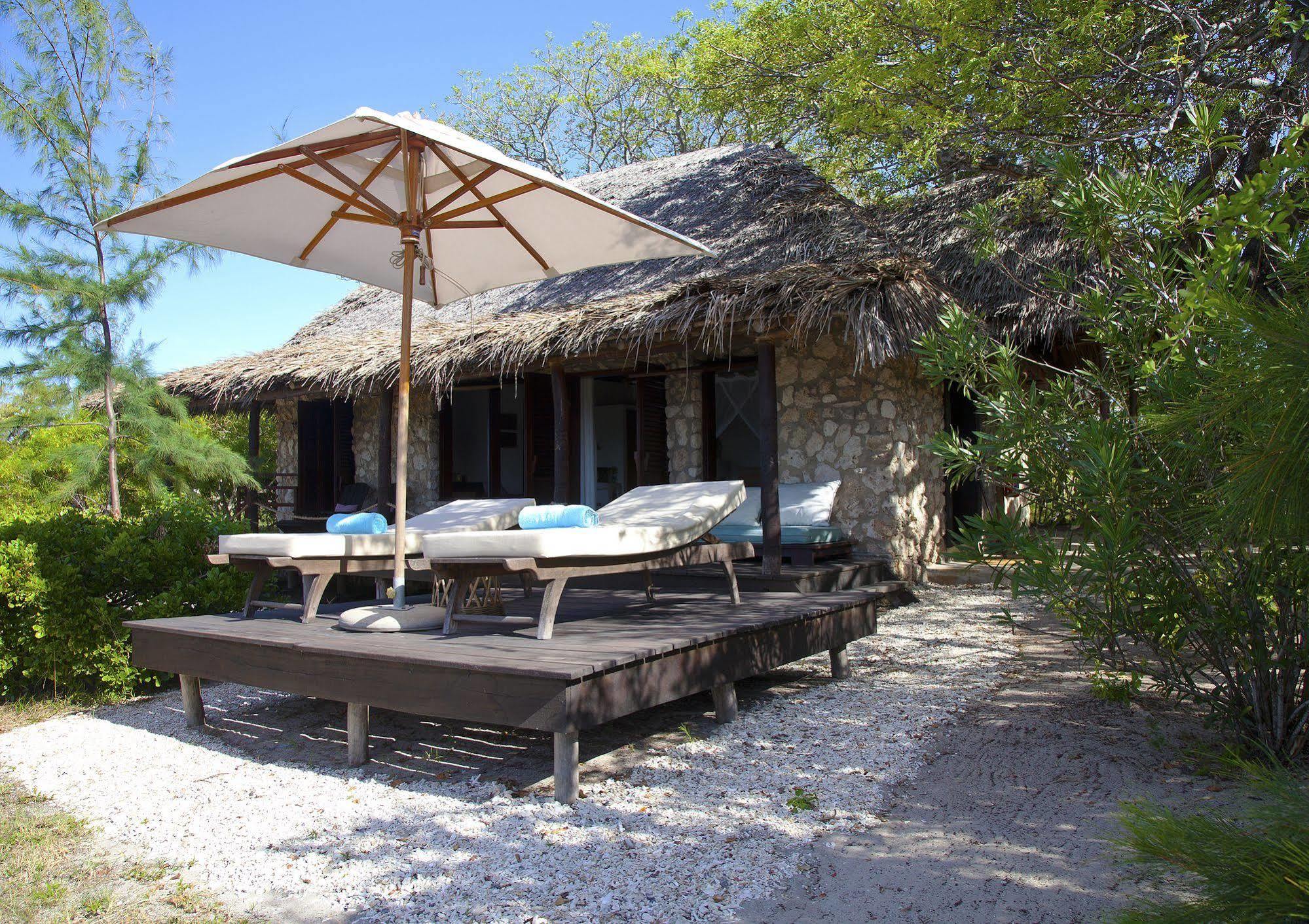 Azura Quilalea Island Hotell Eksteriør bilde
